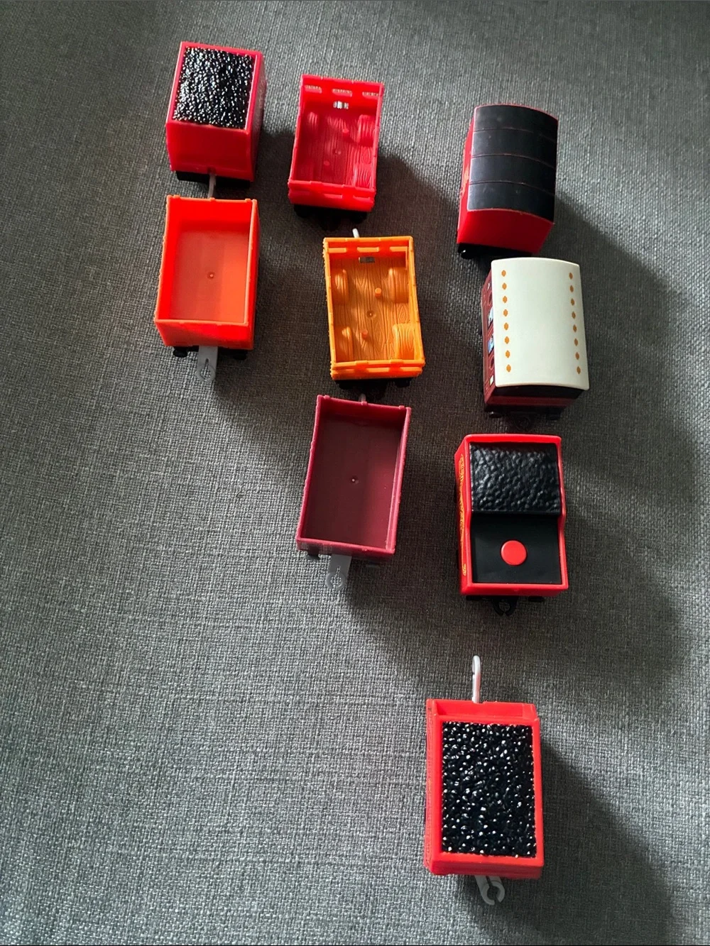 Thomas & Friends includes pieces
